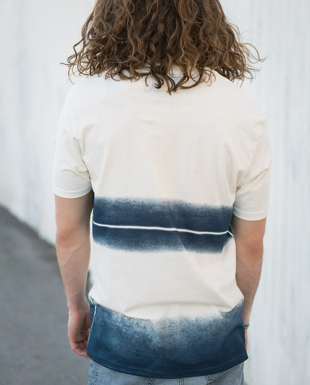 Astrneme NAT STONE INDIGO DYE TEE