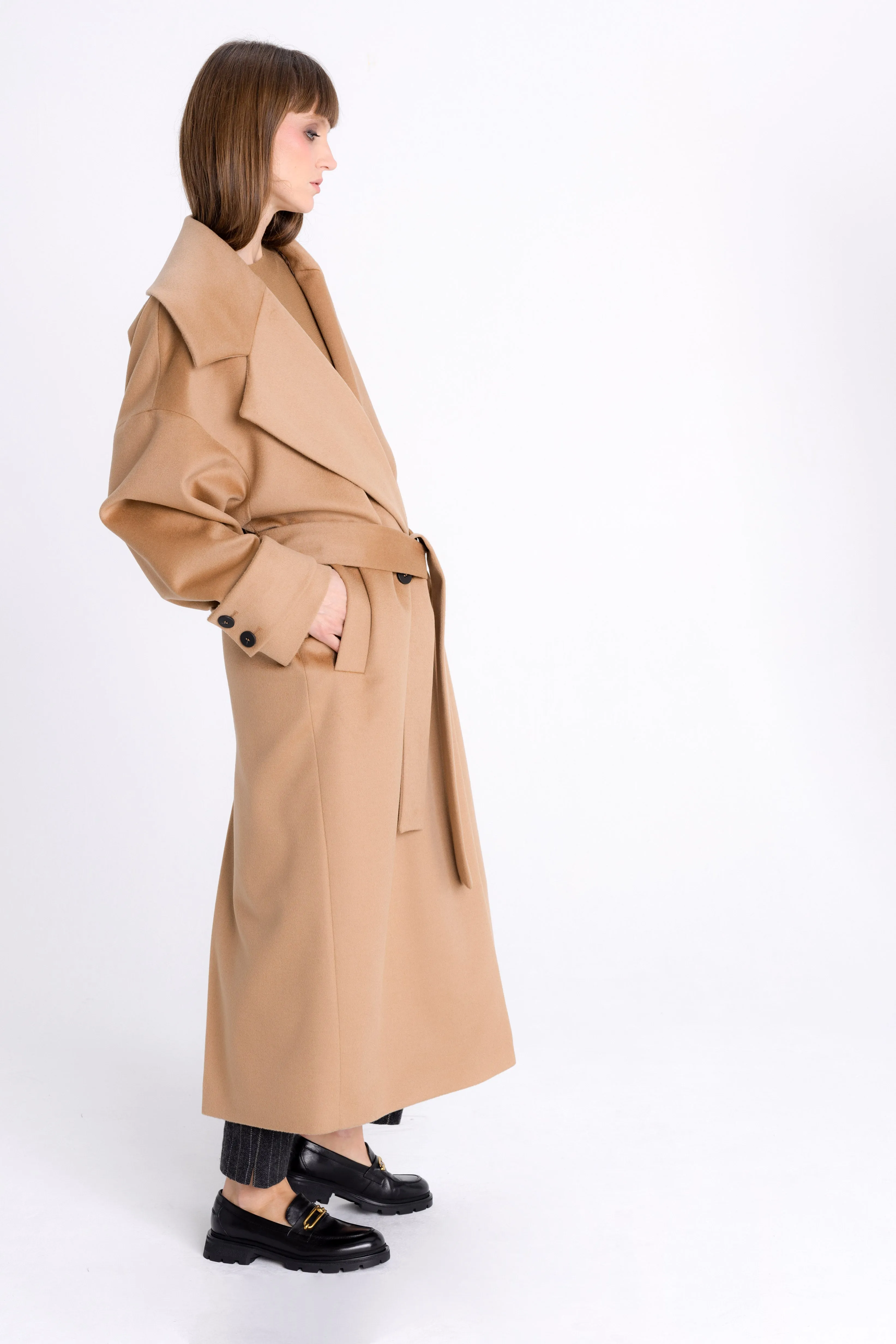 BELTED OVERSIZED CAMEL COAT