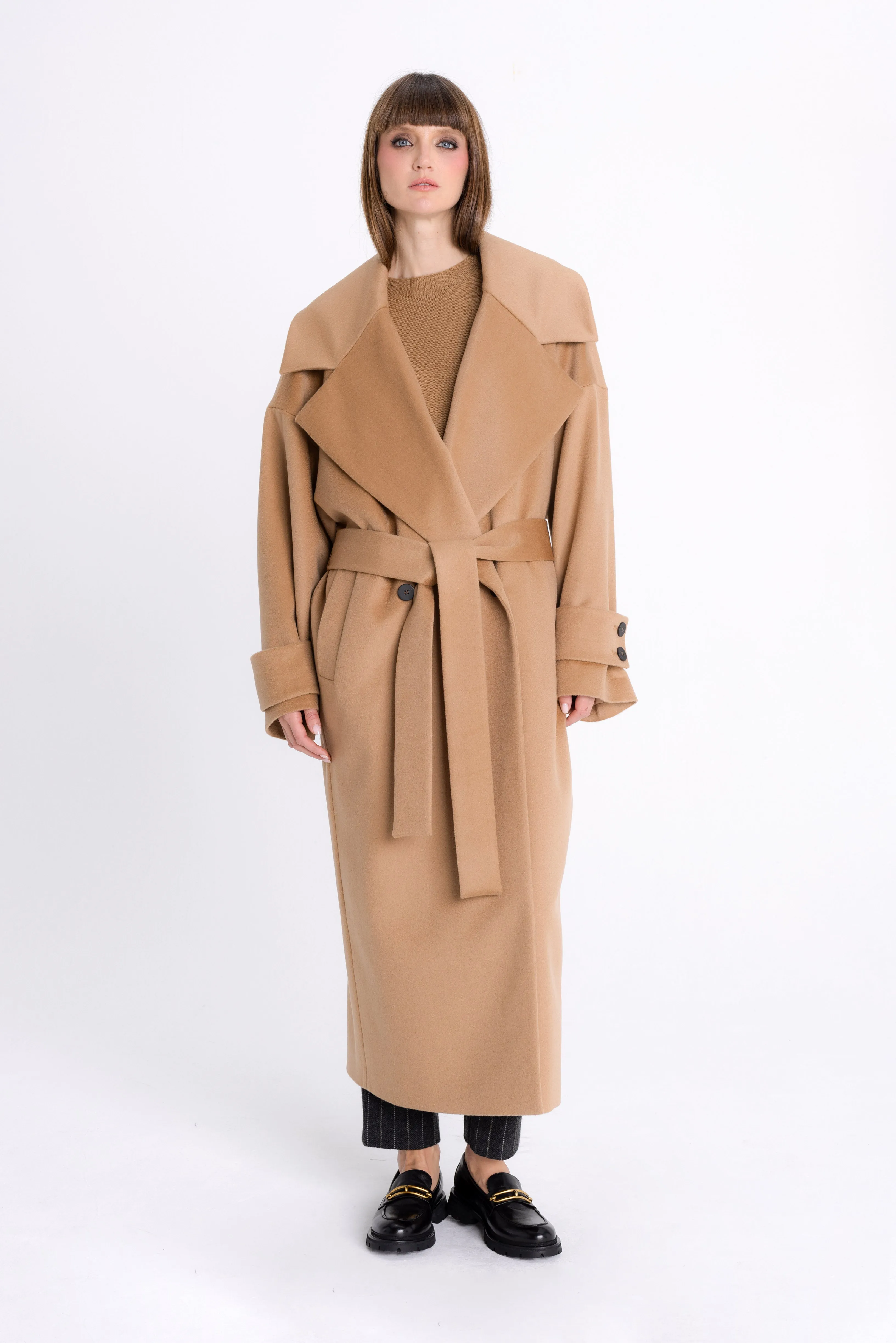 BELTED OVERSIZED CAMEL COAT