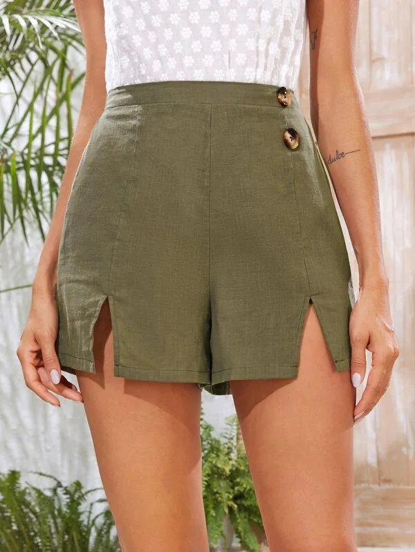 Buttoned Detail M-Slit Hem Shorts