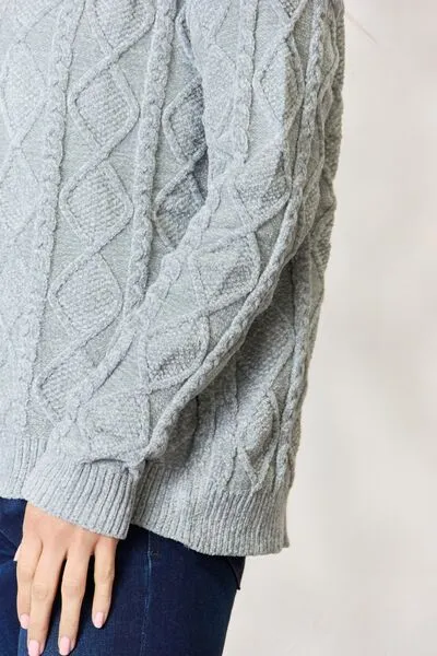 Cable Knit Round Neck Sweater